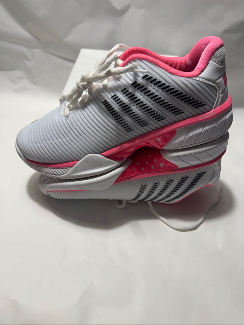 K Swiss Hypercourt Express 2 Womens Tennis Shoe 7.5 new no tags